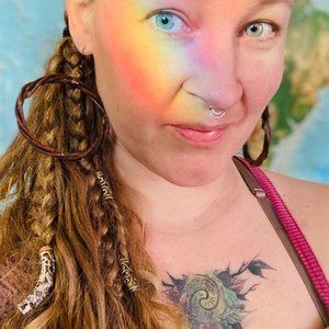 Meet your Posher, Rose